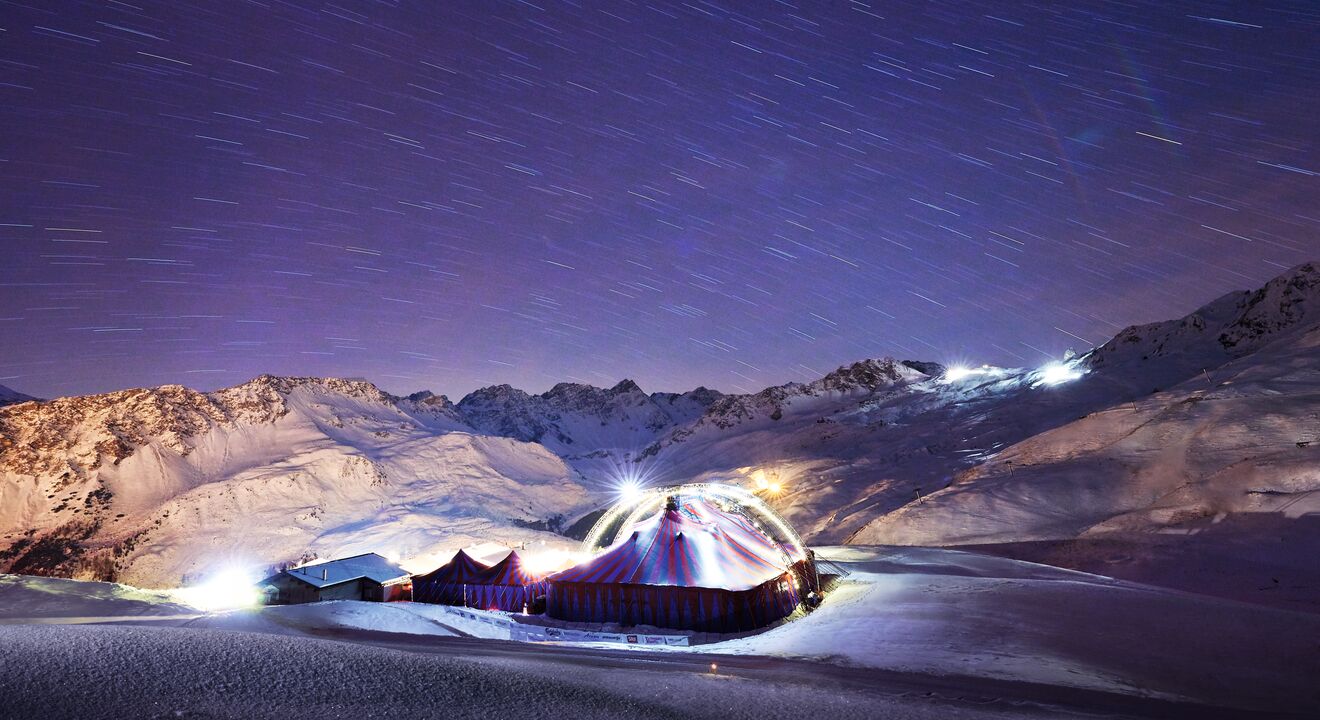 Arosa Humor Festival Zelt Sternenhimmel | © Arosa Tourismus / Nina Mattli Arosa Humor Festival Zelt Sternenhimmel | © Arosa Tourismus / Nina Mattli
