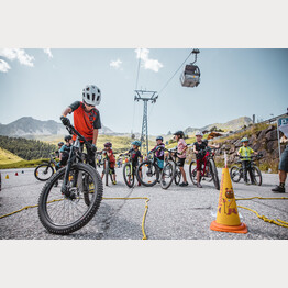 Family Bike Vibes 2021 Arosa | © Arosa Tourismus