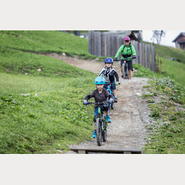 Family Bike Vibes Arosa 2022 | © Arosa Tourismus