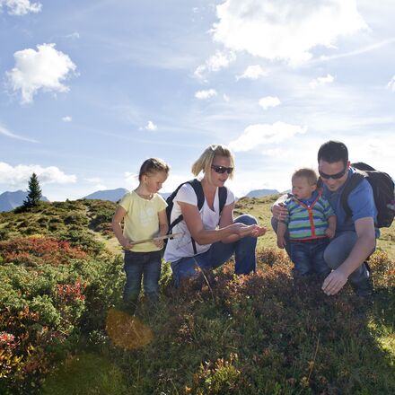 Wandern Familie Roter Tritt | © Nina Mattli Wandern Familie Roter Tritt | © Nina Mattli