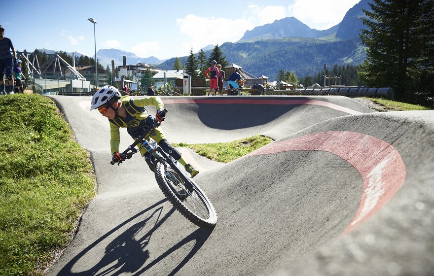 Bike-pumptrack.jpg | © Arosa Tourismus / Nina Hardegger-Mattli