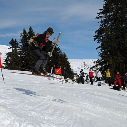 Das Nostalgieskifest "Rötelirun" | © Hochwang Tourismus Das Nostalgieskifest "Rötelirun" | © Hochwang Tourismus