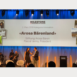 milestone-award.jpg | © Stiftung Arosa Bären / VIER PFOTEN