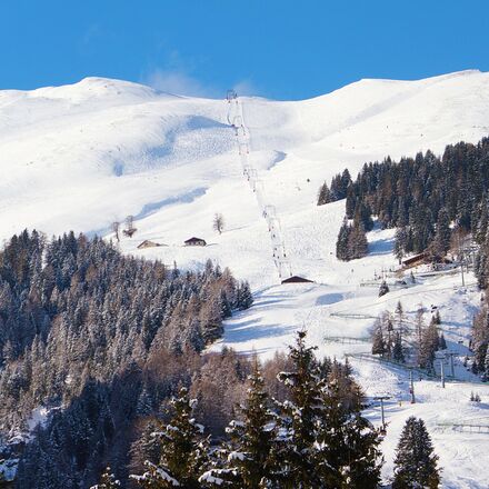 skigebiet-pradaschier-winter.jpg