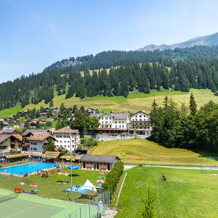 churwalden-freibad-dorf.jpg