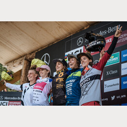IMG_2609_PODIUM_DH_Lenzerheide2019_by_Piotr_Staron_Staronphoto_LowRes.jpg