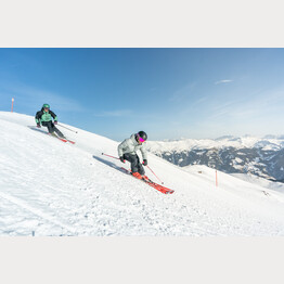 Skifahren im Skigebiet Arosa Lenzerheide | © Urban Engel