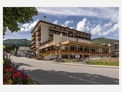 Hotel Sunstar Lenzerheide im Sommer