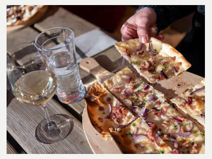 Flammkuchen beim Kiok Canols in Lenzerheide | © Seitz Gastro
