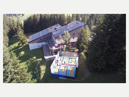 Kiwi Lodge Ferienhaus Parpan Sommer aussen | © Kiwi Lodge Ferienhaus Parpan