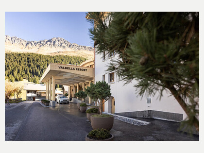 Einfahrt Valbella Resort | © Valbella Resort